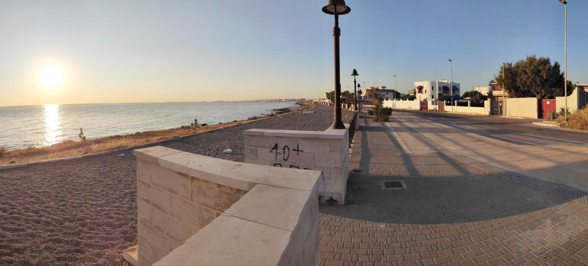 Seagull Apartments - Front And Sea View & Airport Bari Exterior photo